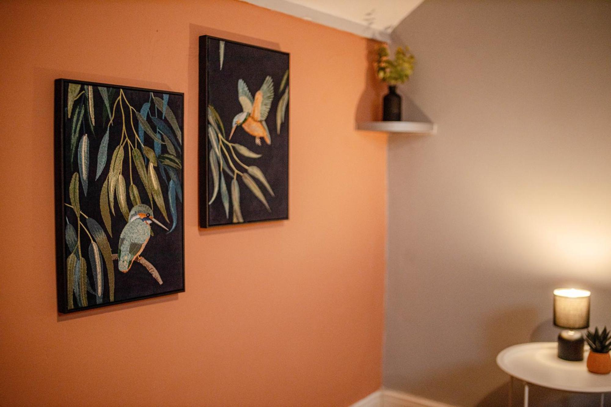 Holiday home The Shamrock Stadium Side Retreat - Spacious House - Free Parking *