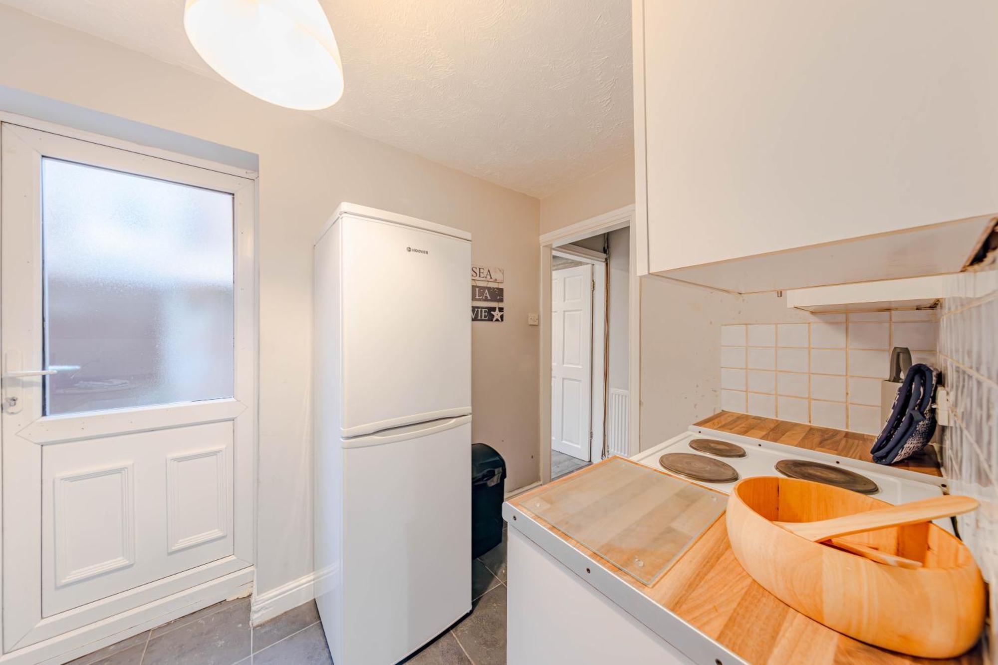 The Shamrock Stadium Side Retreat - Spacious House - Free Parking * Liverpool
